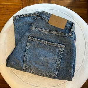 vintage wash mom jeans